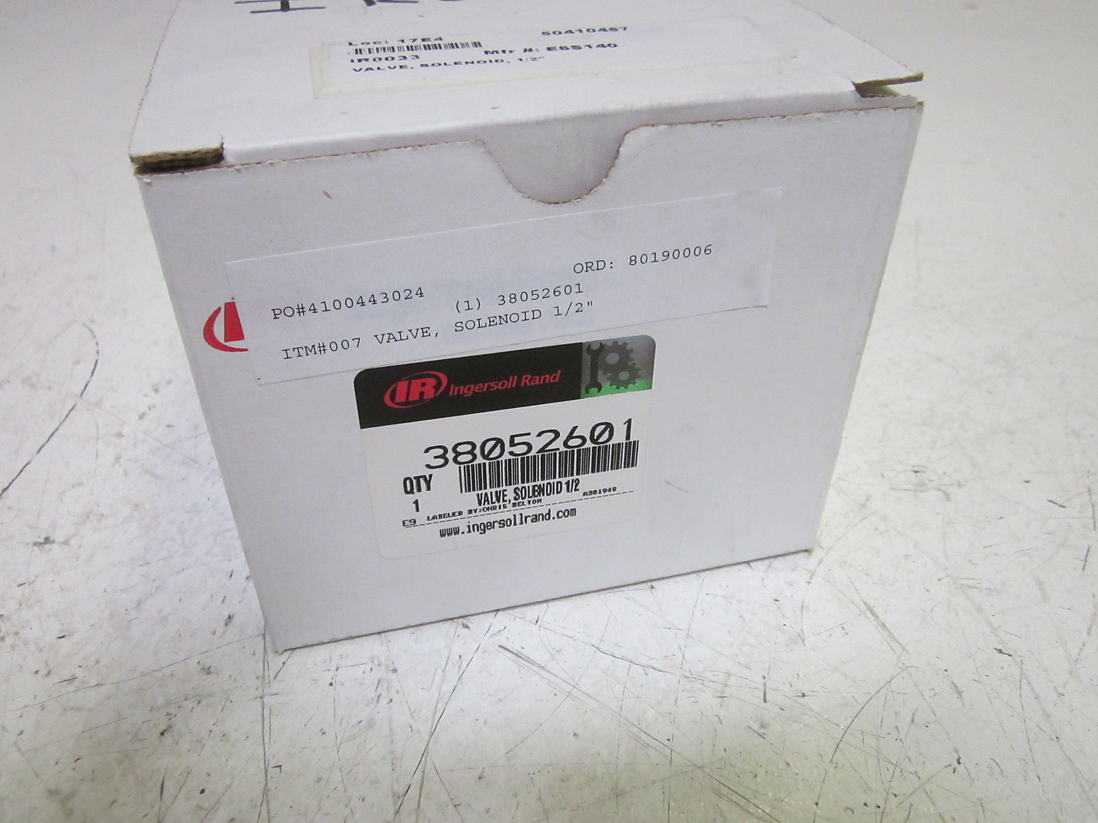 INGERSOLL RAND 38052601 SOLENOID VALVE 1/2" *NEW IN BOX*