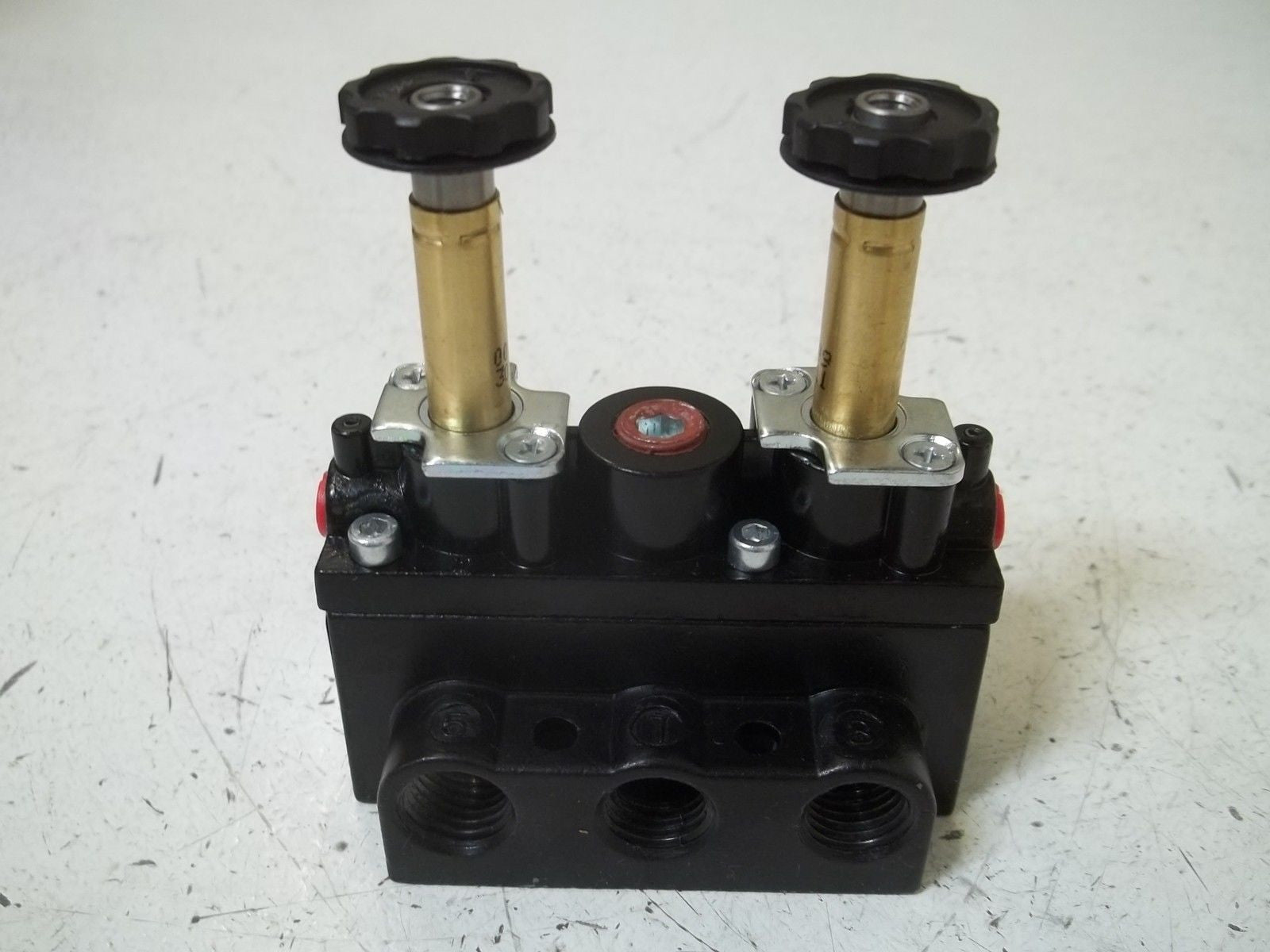 INGERSOLL RAND A212SD-OOO-N-G PNEUMATIC VALVE *USED*