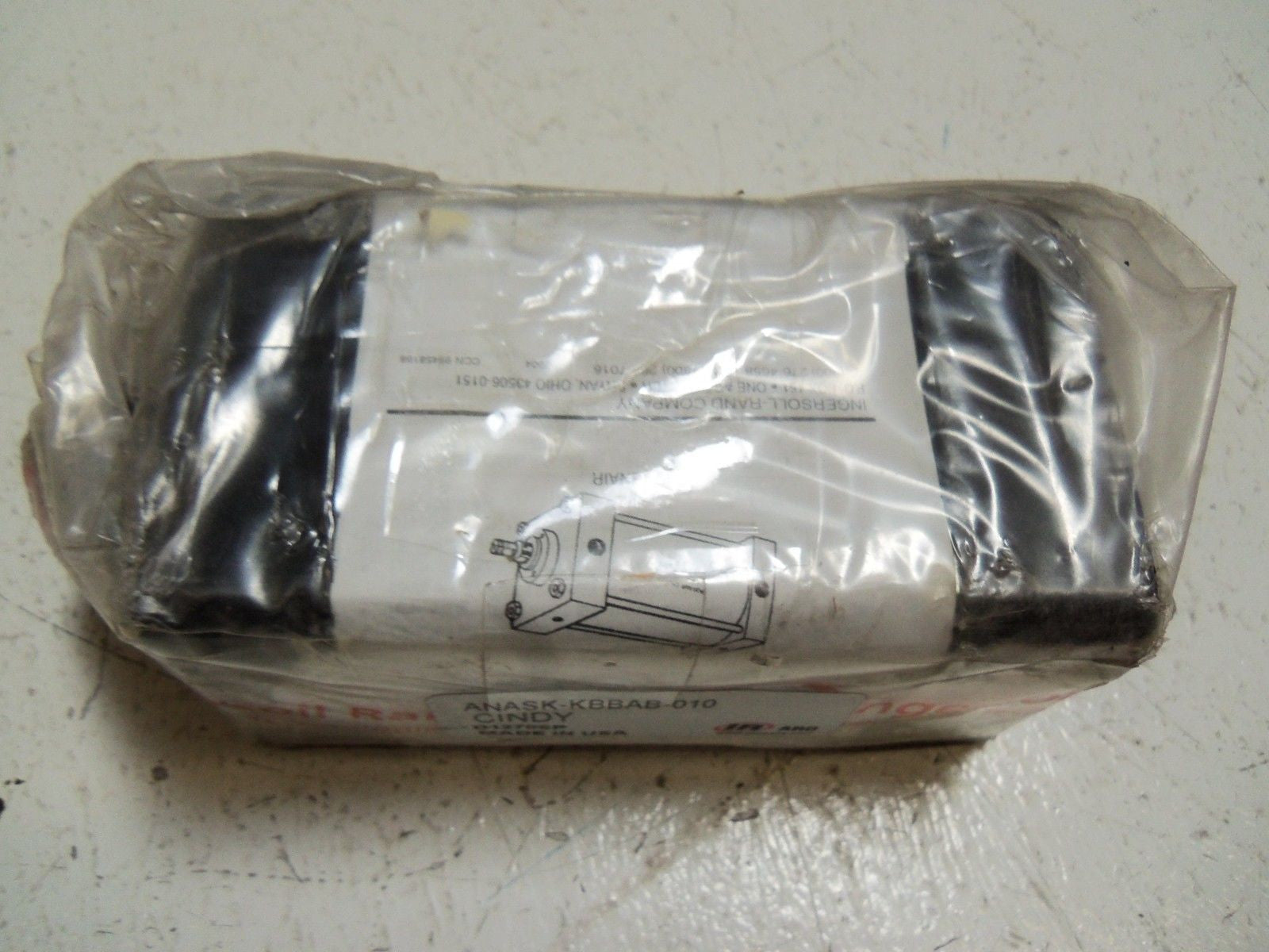 INGERSOLL RAND ANASK-KBBAB-010 PNEUMATIC CYLINDER *NEW NO BOX*