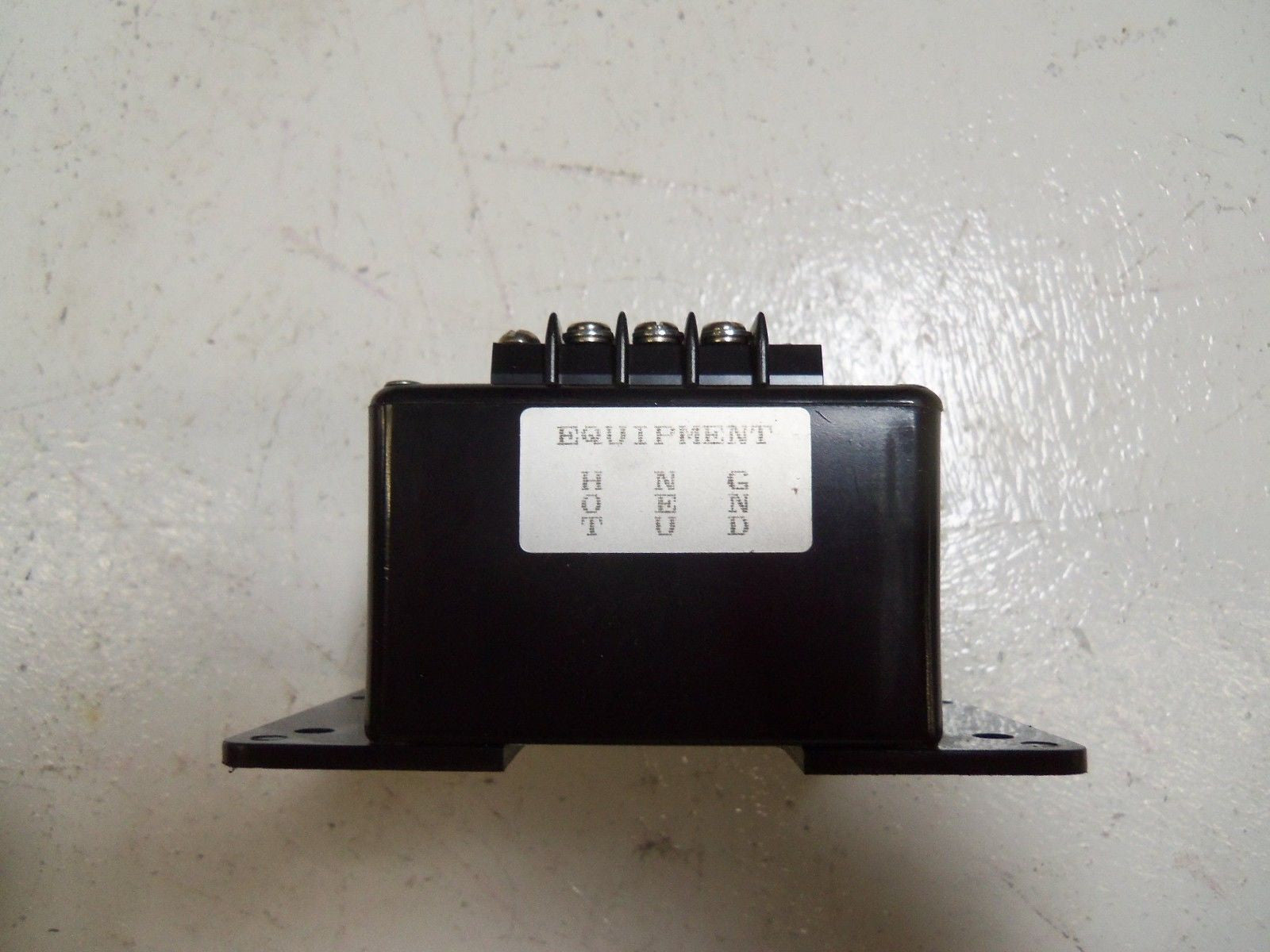 INNOVATIVE TECHNOLOGIES HS-SPIU-120-10A SURGE SURPRESSOR *USED*