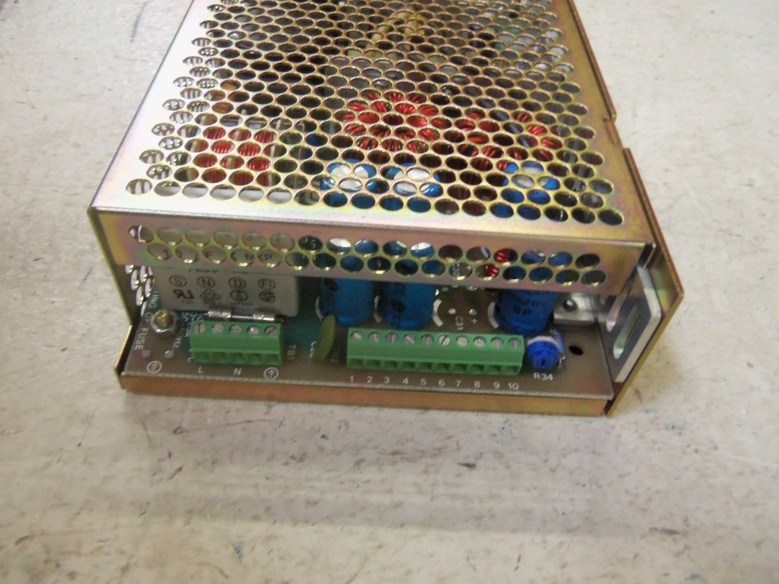 INTEGRATED POWER SRW-115-3002-TS POWER SUPPLY *USED*