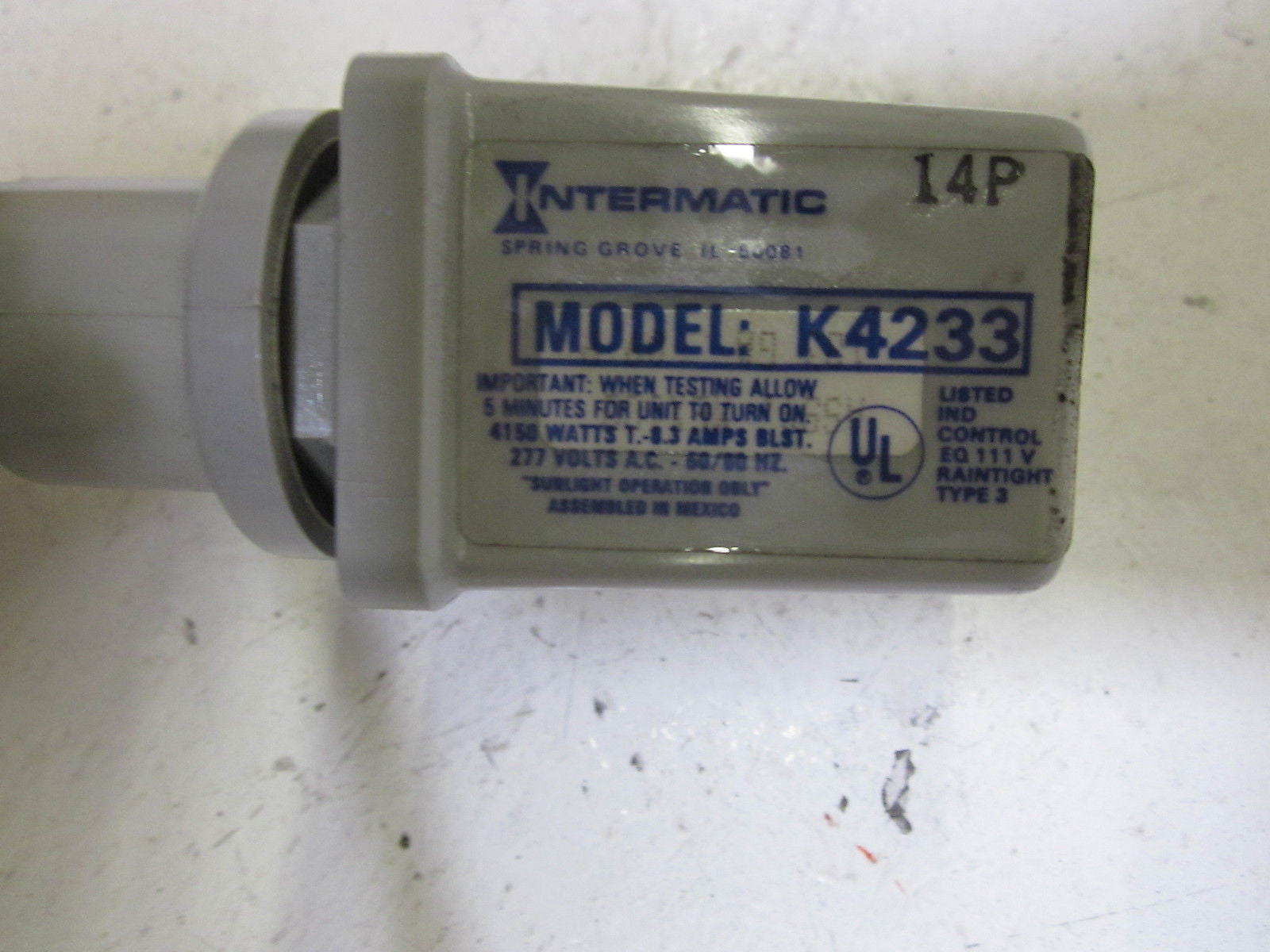 INTERMATIC K4233 PHOTO ELECTRIC CONTROL 77VAC *NEW IN BOX*