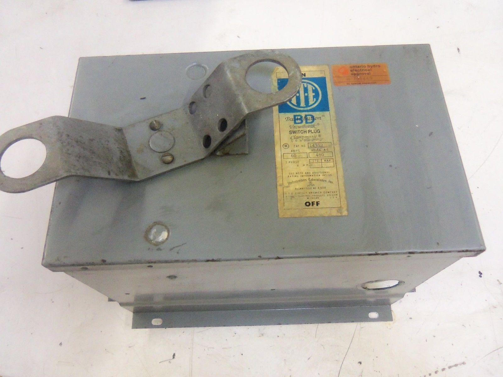 ITE VACU-BREAK 14352 BUSWAY SWITCH PLUG 60A 480V *USED*