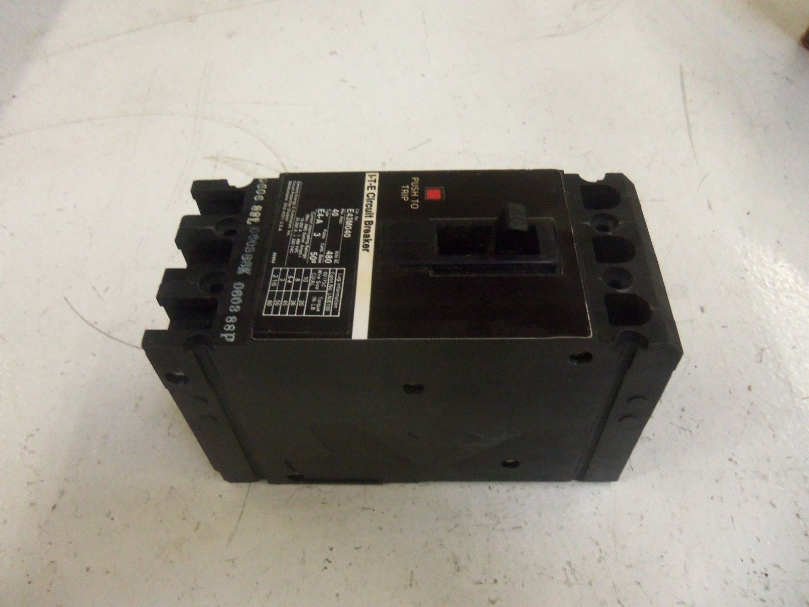 SIEMENS E43M040 CIRCUIT BREAKER 40A *NEW IN BOX*