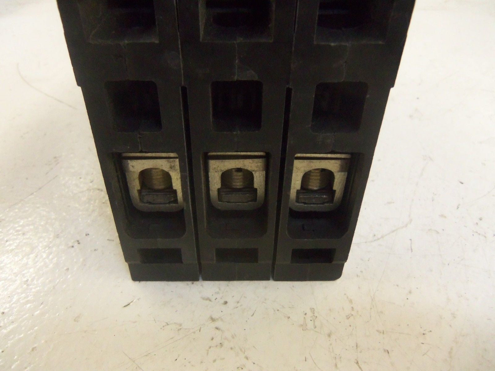 SIEMENS E43M040 CIRCUIT BREAKER 40A *NEW IN BOX*