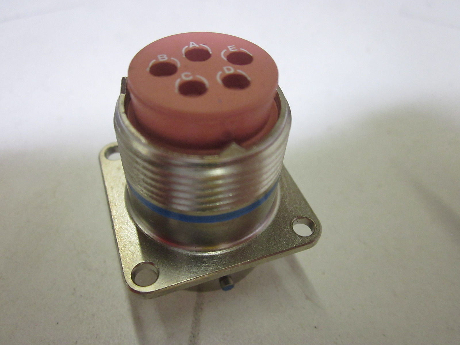 ITT 9842-23 MS3470L14-5P *NEW NO BOX*