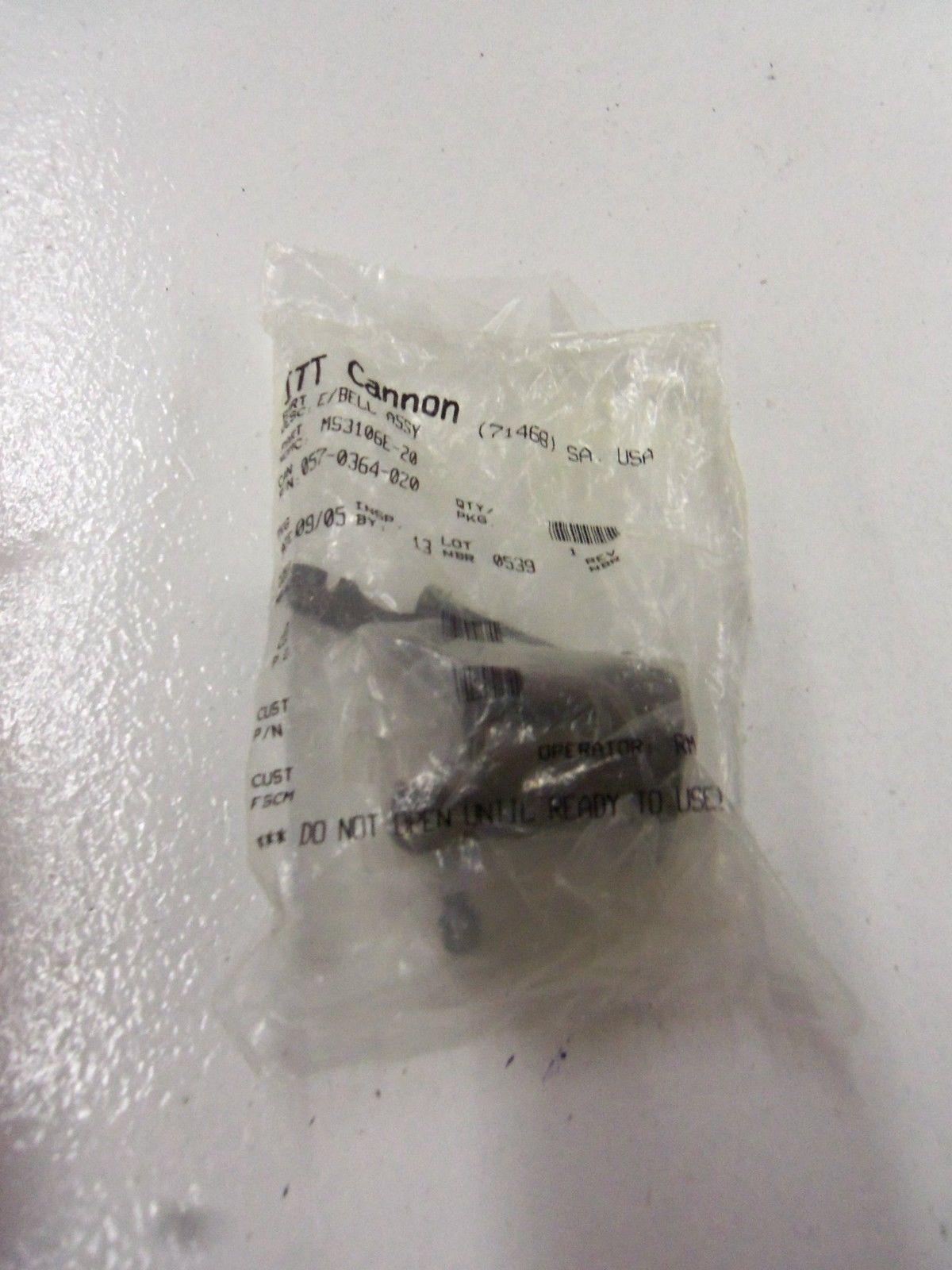 ITT CANNON MS3106E-20 *NEW IN FACTORY BAG*