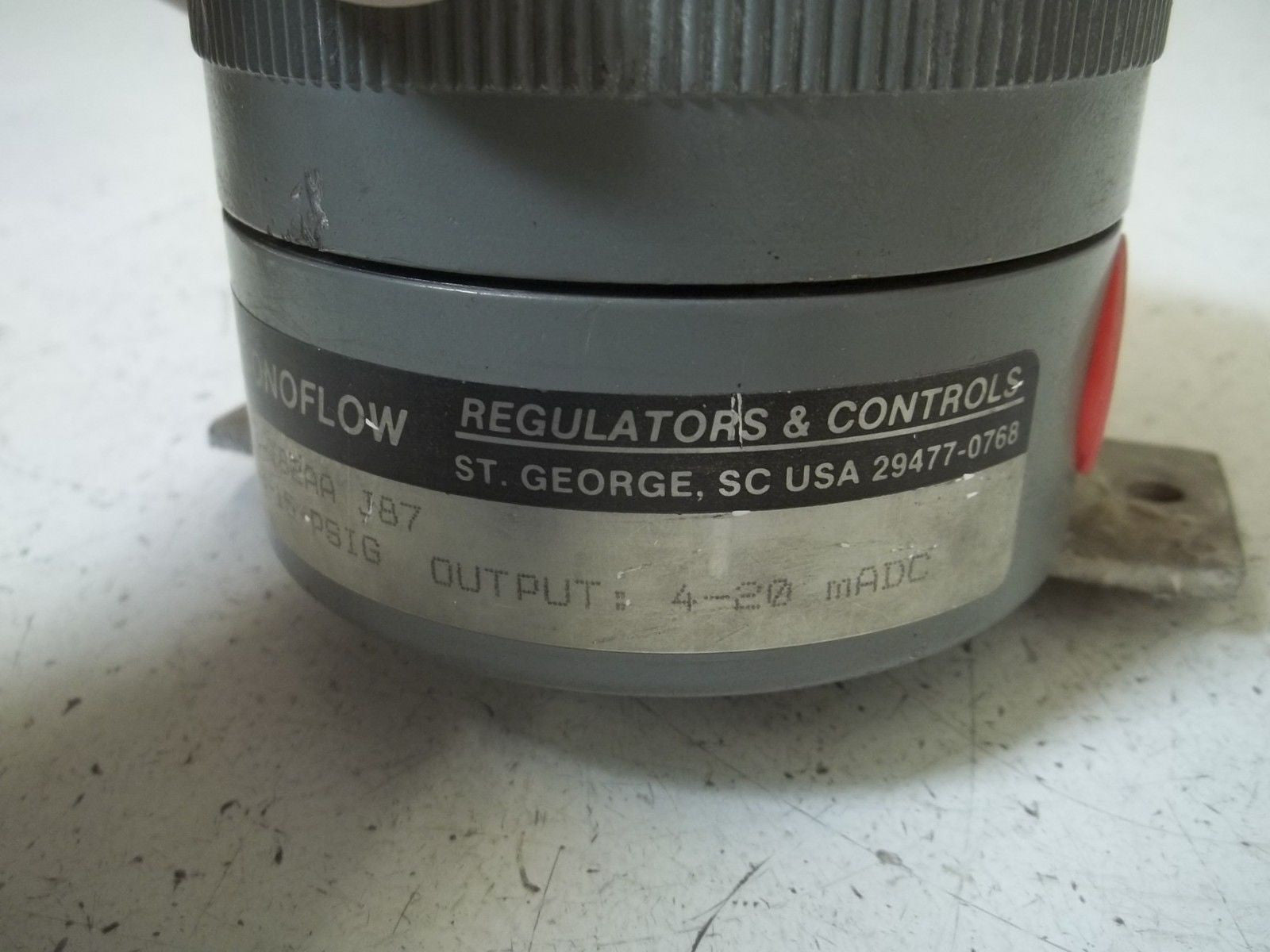 ITT CONOFLOW GPT82AAJ87 PRESSURE TO CURRENT TRANSDUCER *USED*