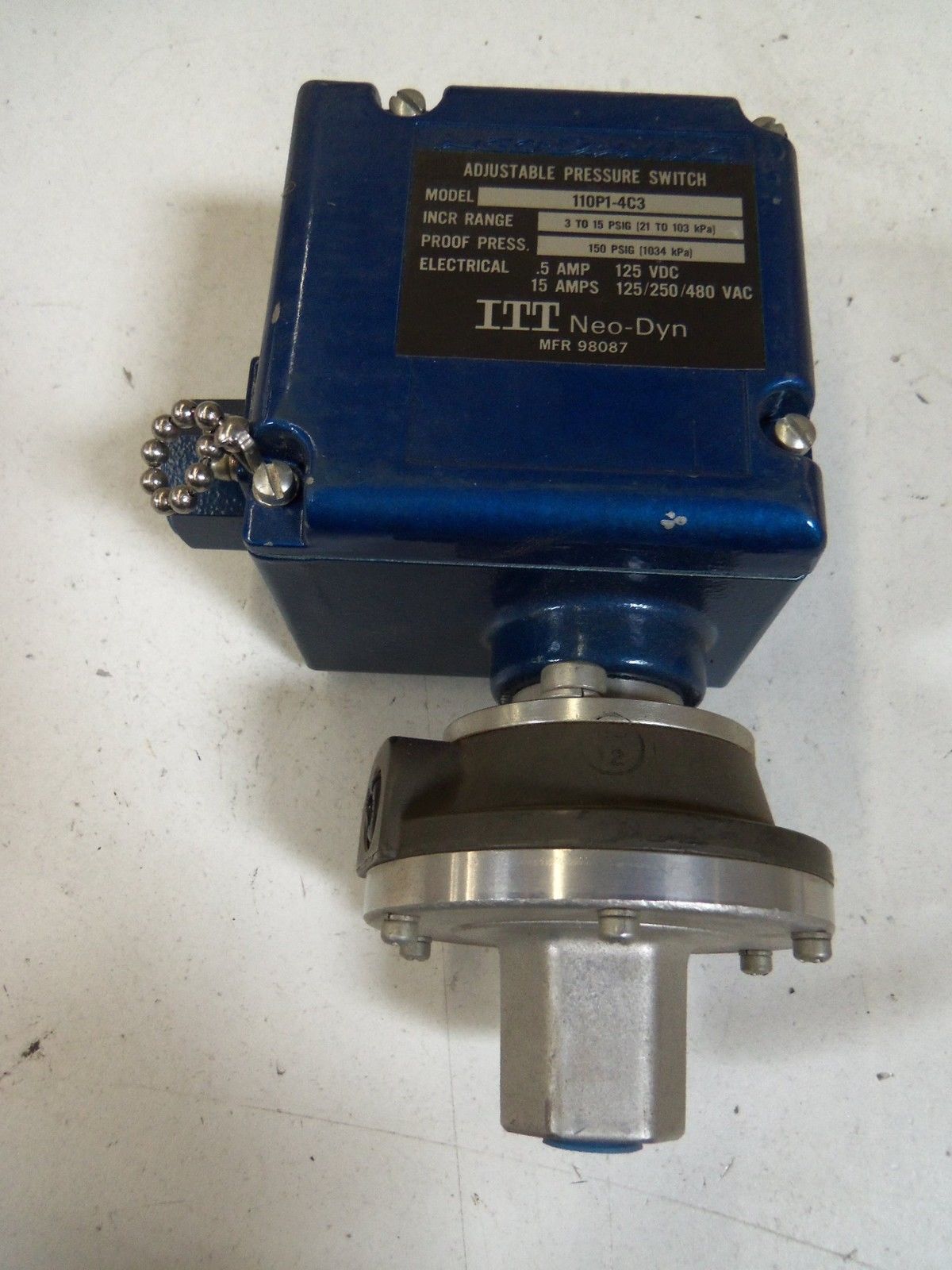 ITT NEO-DYN ADJUSTABLE PRESSURE SWITCH 110P1-4C3 *NEW IN BOX*