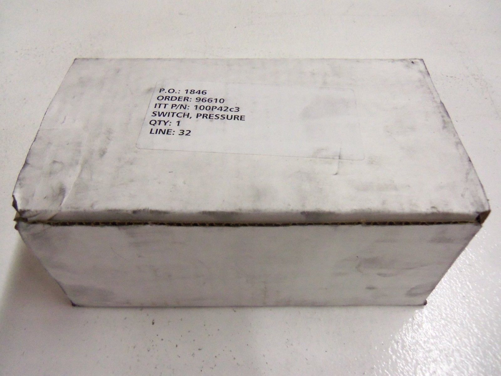 ITT PRESSURE SWITCH 100P42C3 *NEW IN BOX*
