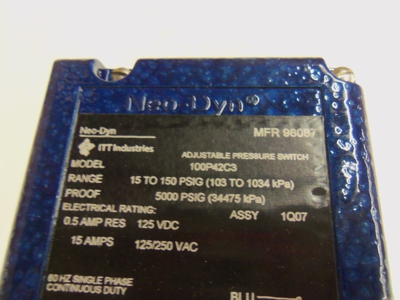 ITT PRESSURE SWITCH 100P42C3 *NEW IN BOX*