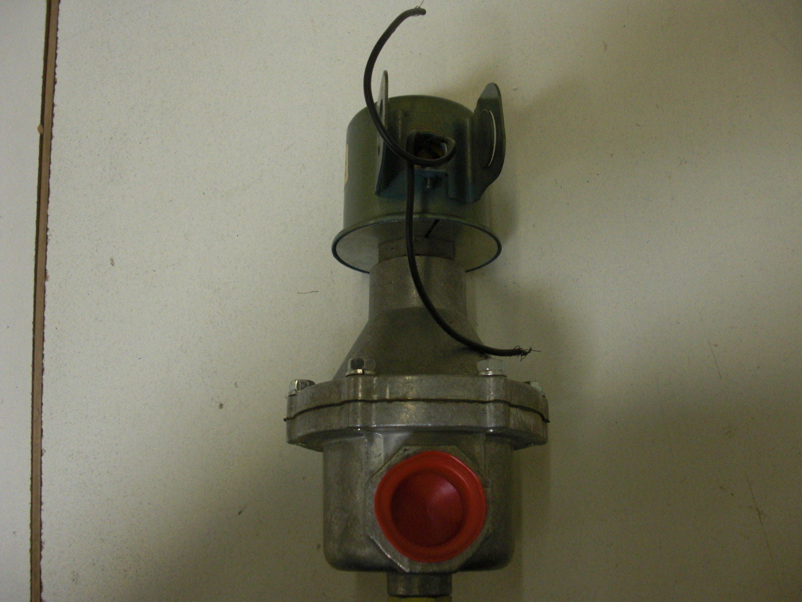 ITT S261SA02N3FJ6 VALVE *USED*
