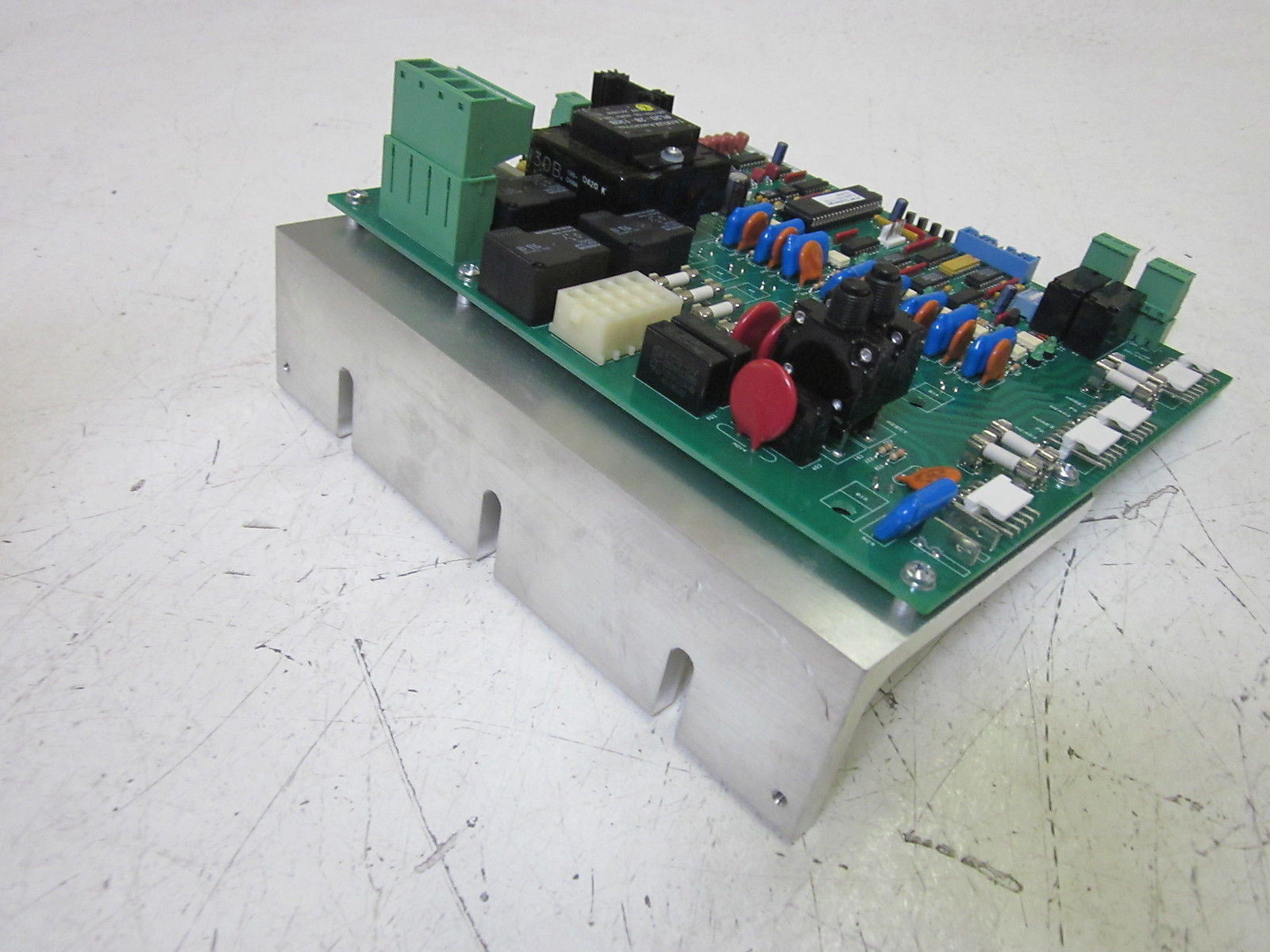 ITW CHALLENGER 110743 REV.H PCB HEAT SINK ASSEMBLY  *USED*