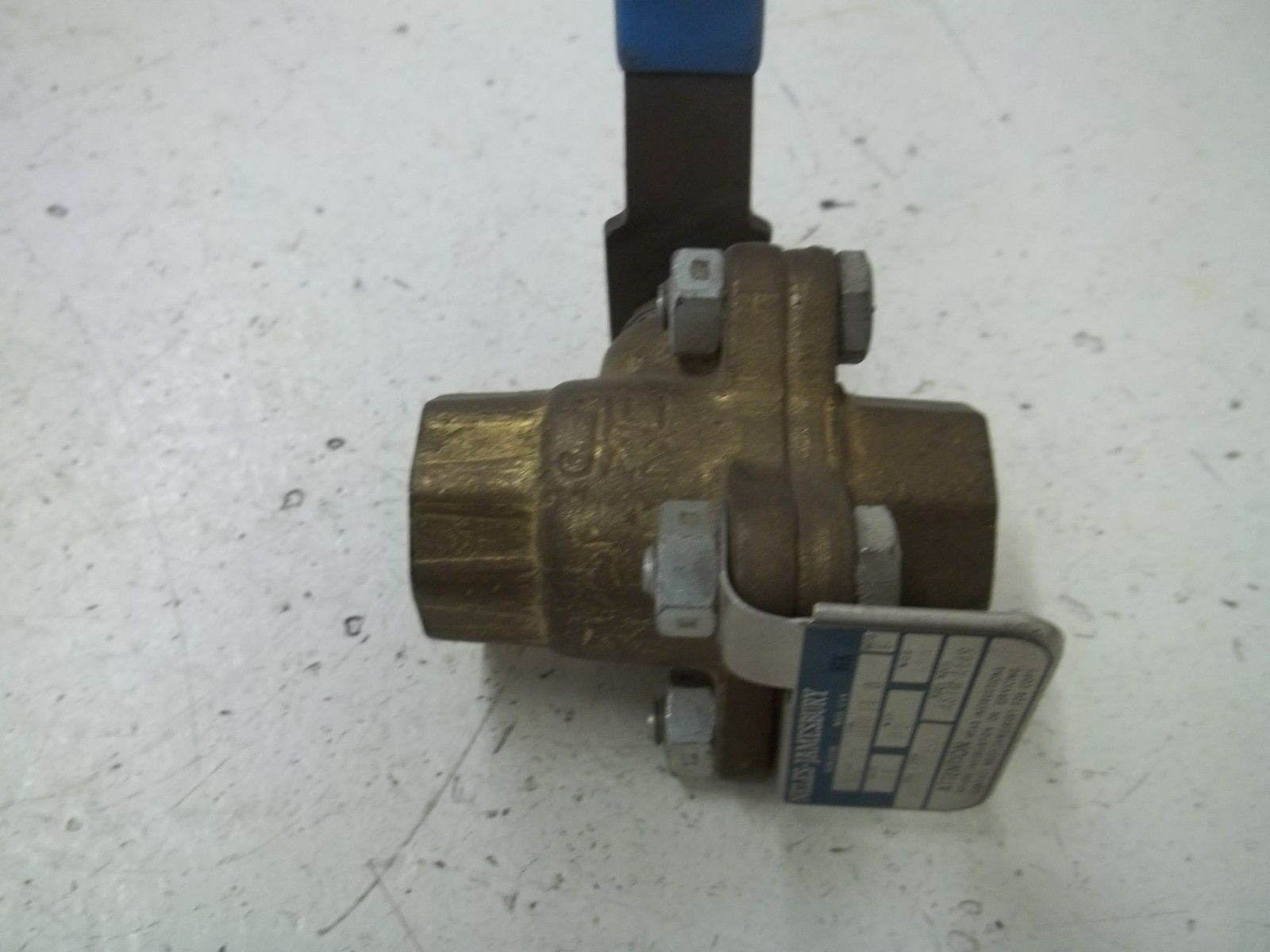 JAMESBURY 21-1100TT-0 1/2" BALL VALVE *USED*