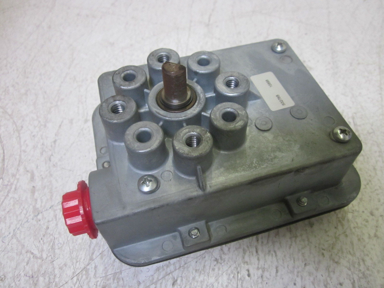 JAMESBURY EW 2 B LIMIT SWITCH 15A 125/250VAC *USED*