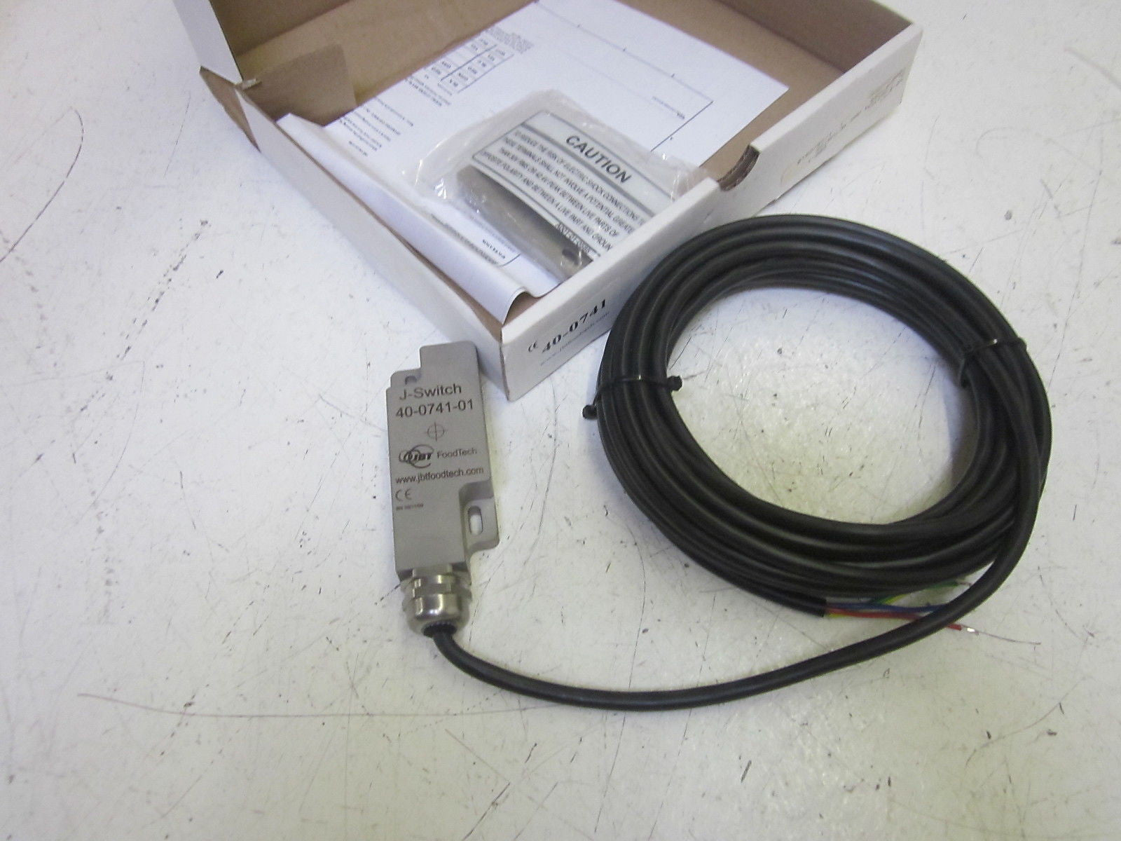 JBT 40-0741-01 J-SWITCH *NEW IN BOX*