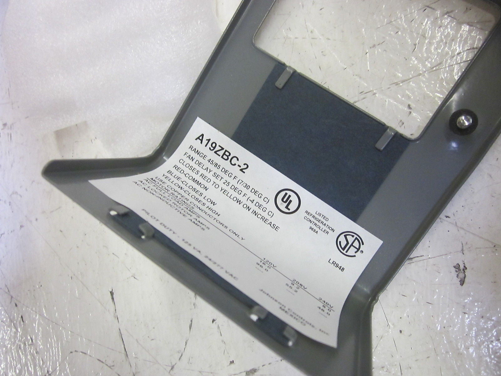 JOHNSON CONTROLS A19ZBC-2C DEFROST CONTROL*NEW IN BOX*
