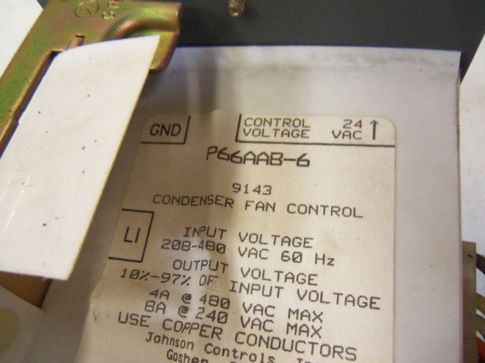 JOHNSON CONTROLS P66AAB-6   *USED*