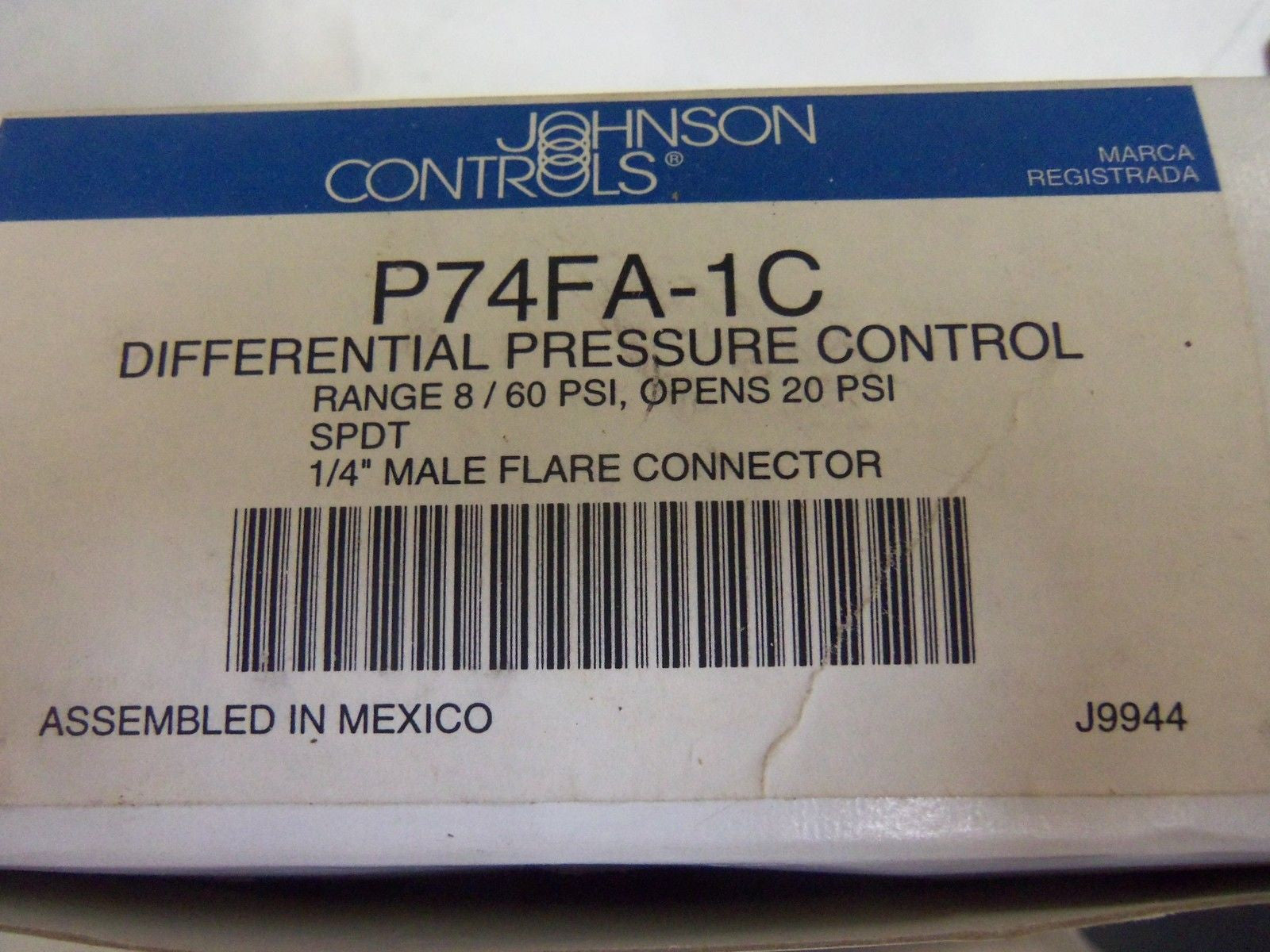 JOHNSON CONTROLS P74FA-1C DIFFERENTIAL PRESSURE CONTROL *NEW IN BOX*