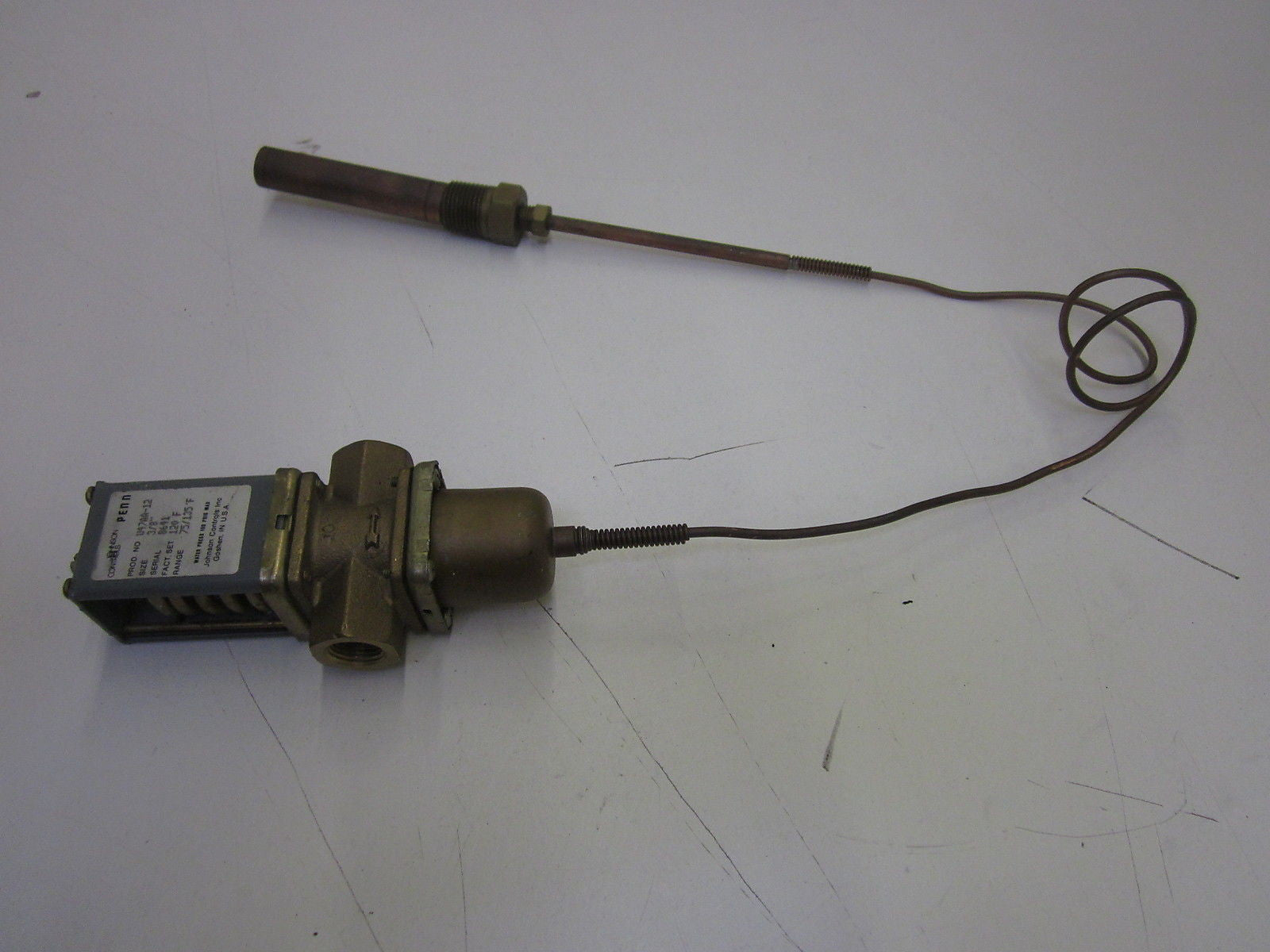 JOHNSON CONTROLS V47AA12 *USED*
