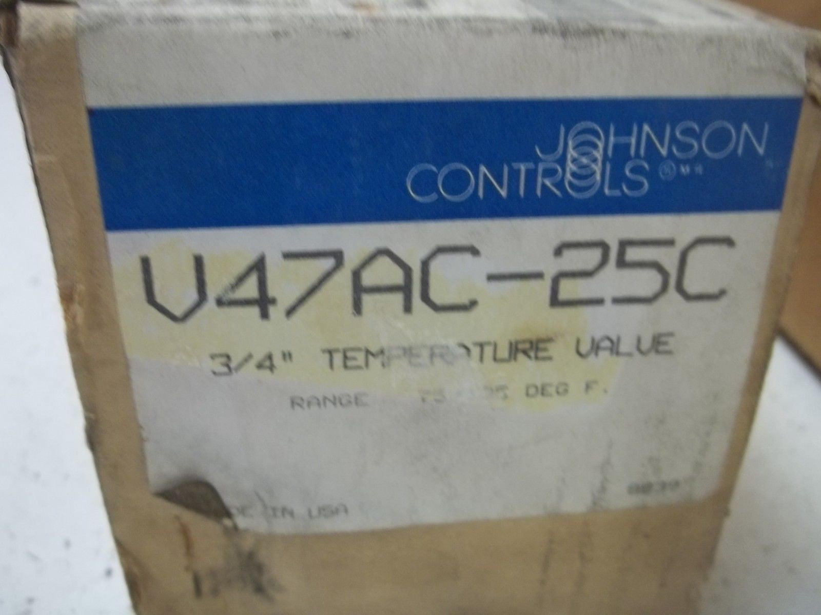 JOHNSON CONTROLS V47AC-25C 3/4" TEMPERATURE VALVE *NEW IN BOX*