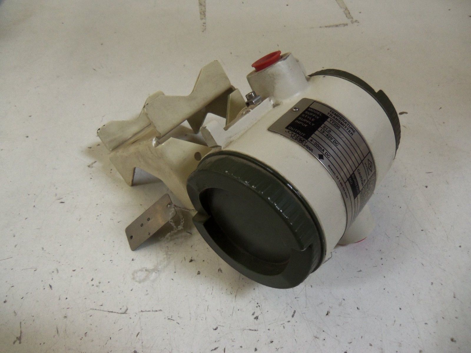 JOHNSON YOKOGAWA YT200-D2NA/FMF/SCT *USED*