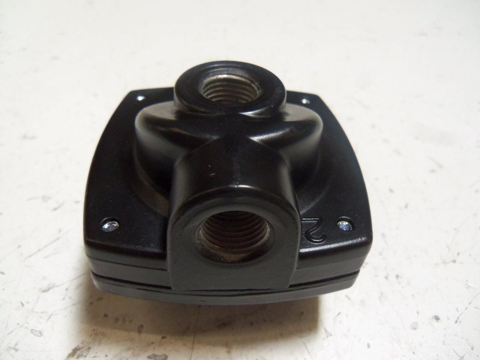 JOUCOMATIC 34600136 PNEUMATIC EXHAUST VALVE *NEW NO BOX*