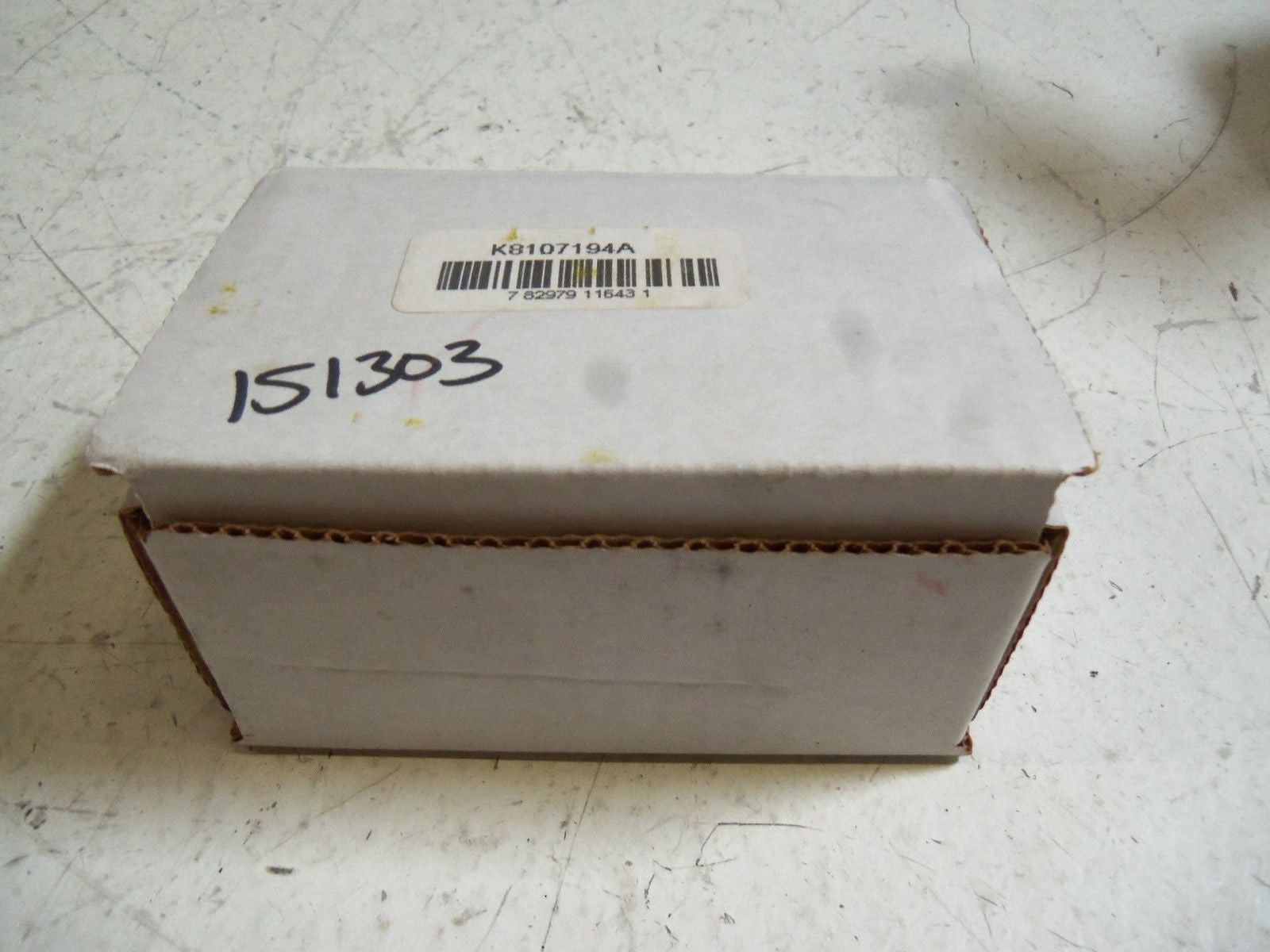 FEDERAL SIGNAL K8107194A INCANDESCET LAMP *NEW IN BOX*