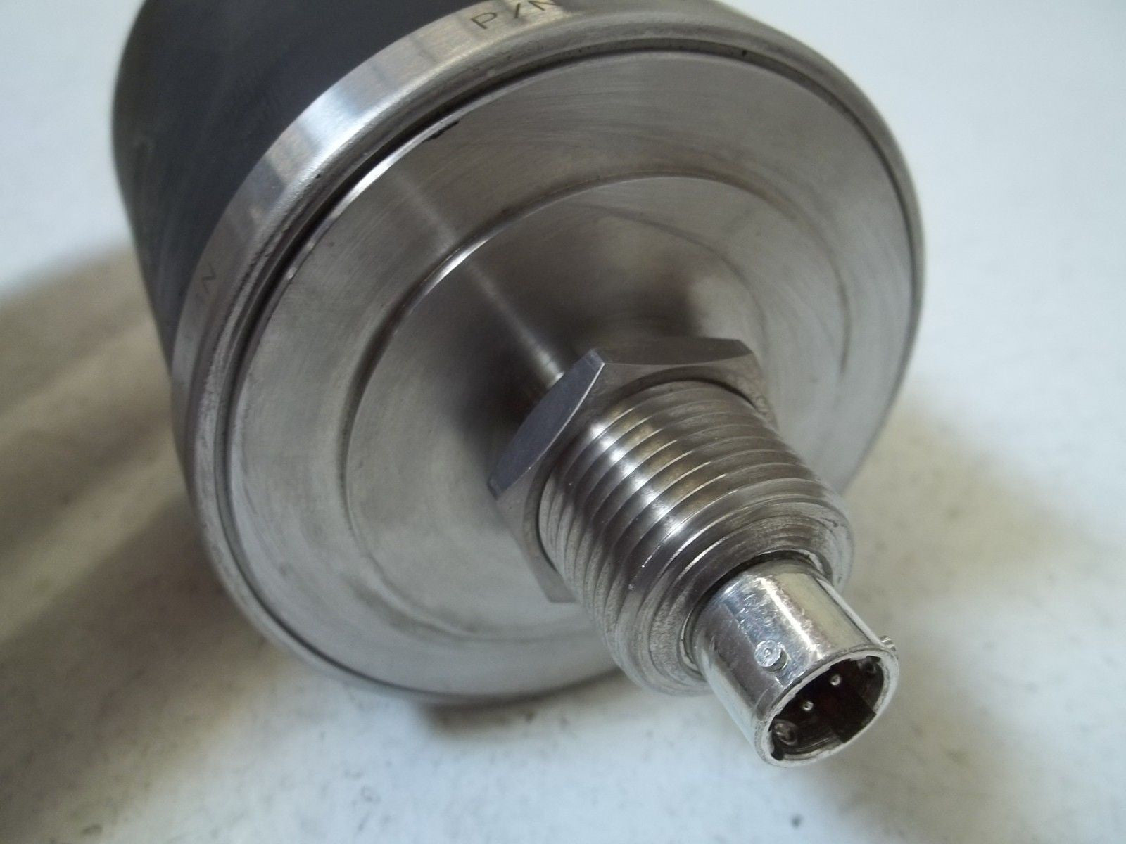 KAMAN 850638-002 SENSOR *USED*
