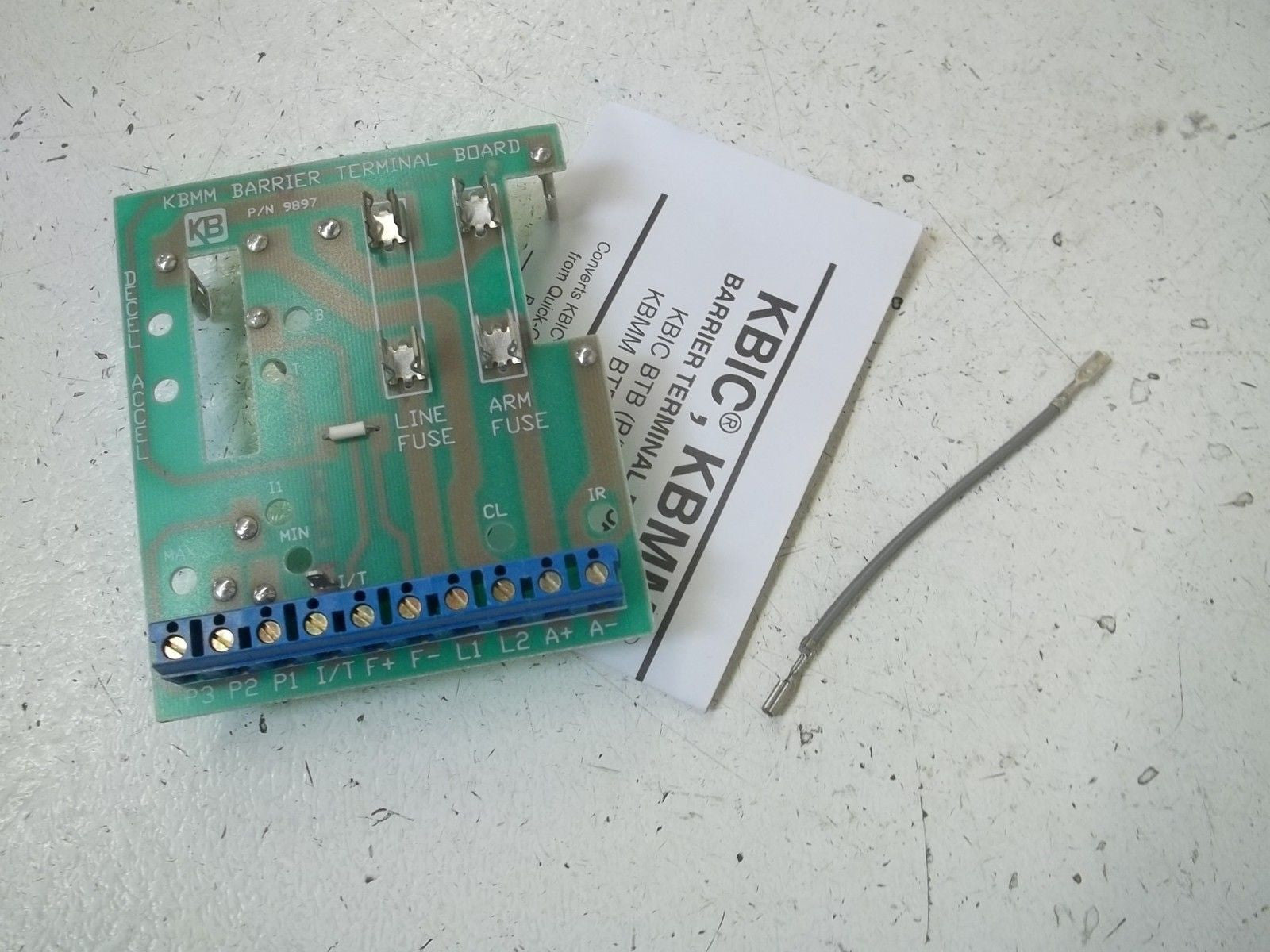 KB ELECTRONICS 9897 BARRIER TERMINAL BOARD *NEW NO BOX*