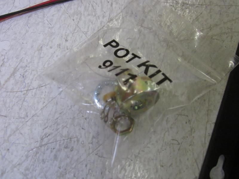 KB ELECTRONICS KBCC-225 (9938C) CHASSIS MOUNT PENTA-DRIVE *NEW IN BOX*