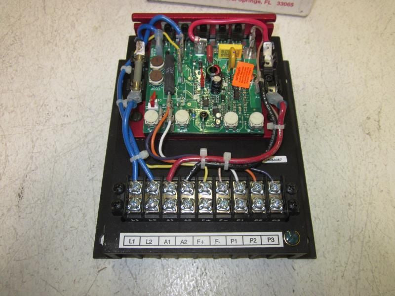 KB ELECTRONICS KBCC-225 (9938C) CHASSIS MOUNT PENTA-DRIVE *NEW IN BOX*