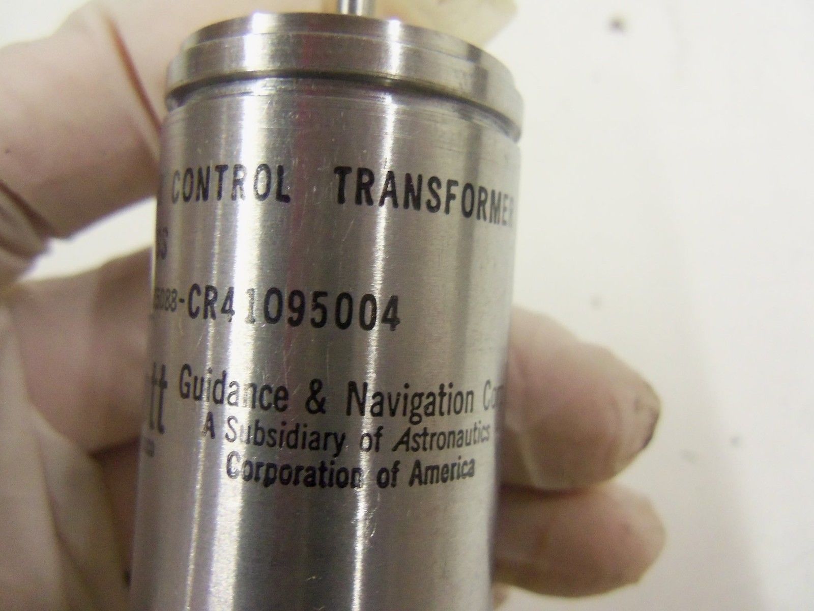 KEARFOTT 05088-CR41095004 RESOLVER CONTROL BRUSHLESS TRANSFORMER *NEW NO BOX*