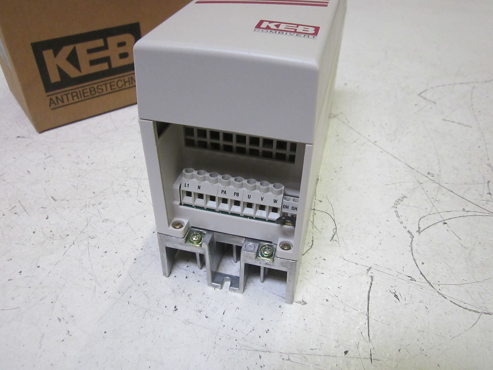 KEB 10.F4.S1D-5A01/1.2  AC DRIVE 240V *NEW IN BOX*