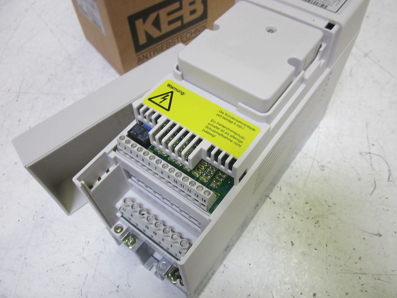 KEB 10.F4.S1D-5A01/1.2  AC DRIVE 240V *NEW IN BOX*