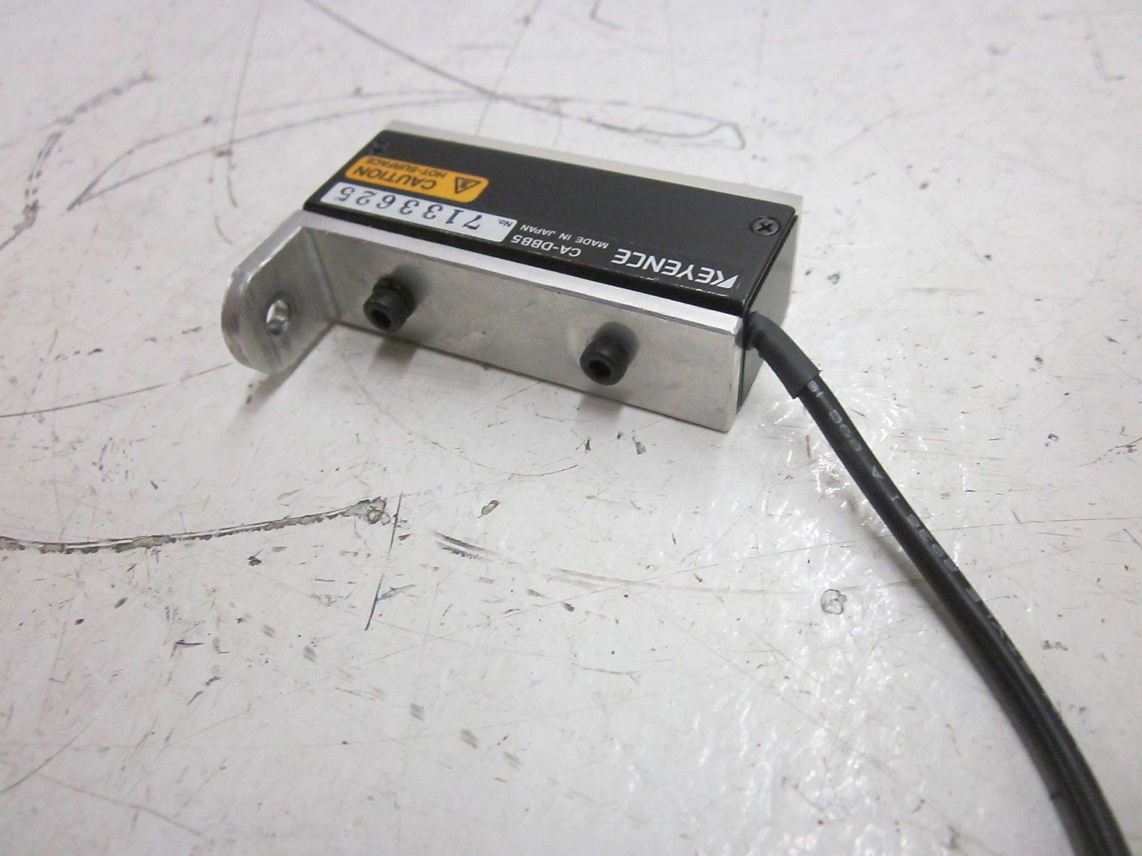KEYENCE CA-DBB5 LED BAR LIGHT  *USED*