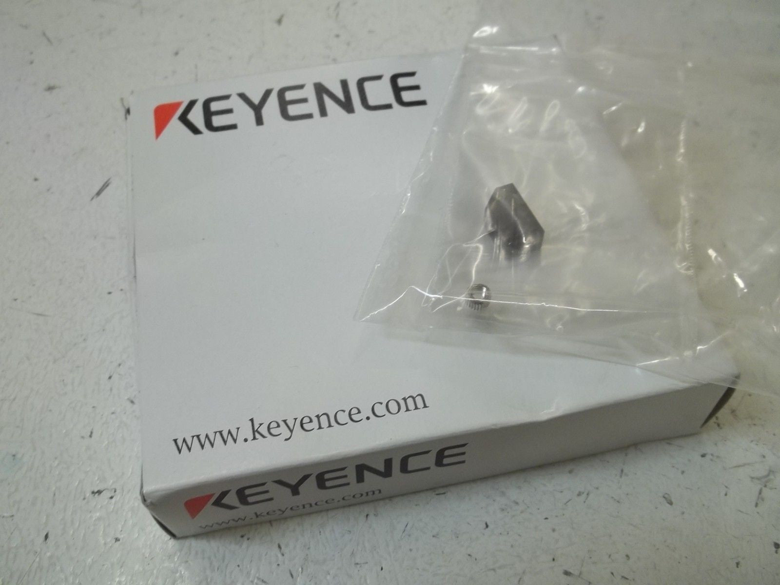 KEYENCE F-5HA REFLECTION LENS *NEW IN BOX*