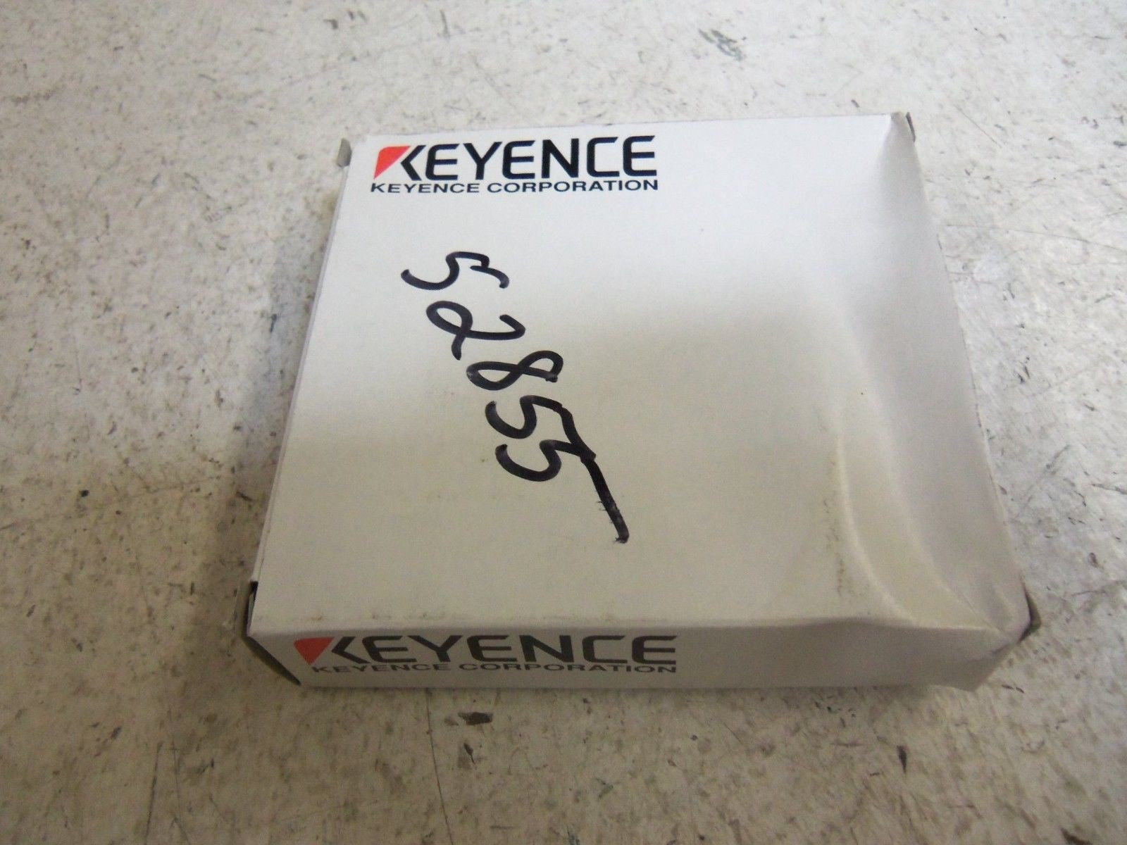 KEYENCE FS-17P *NEW IN BOX*