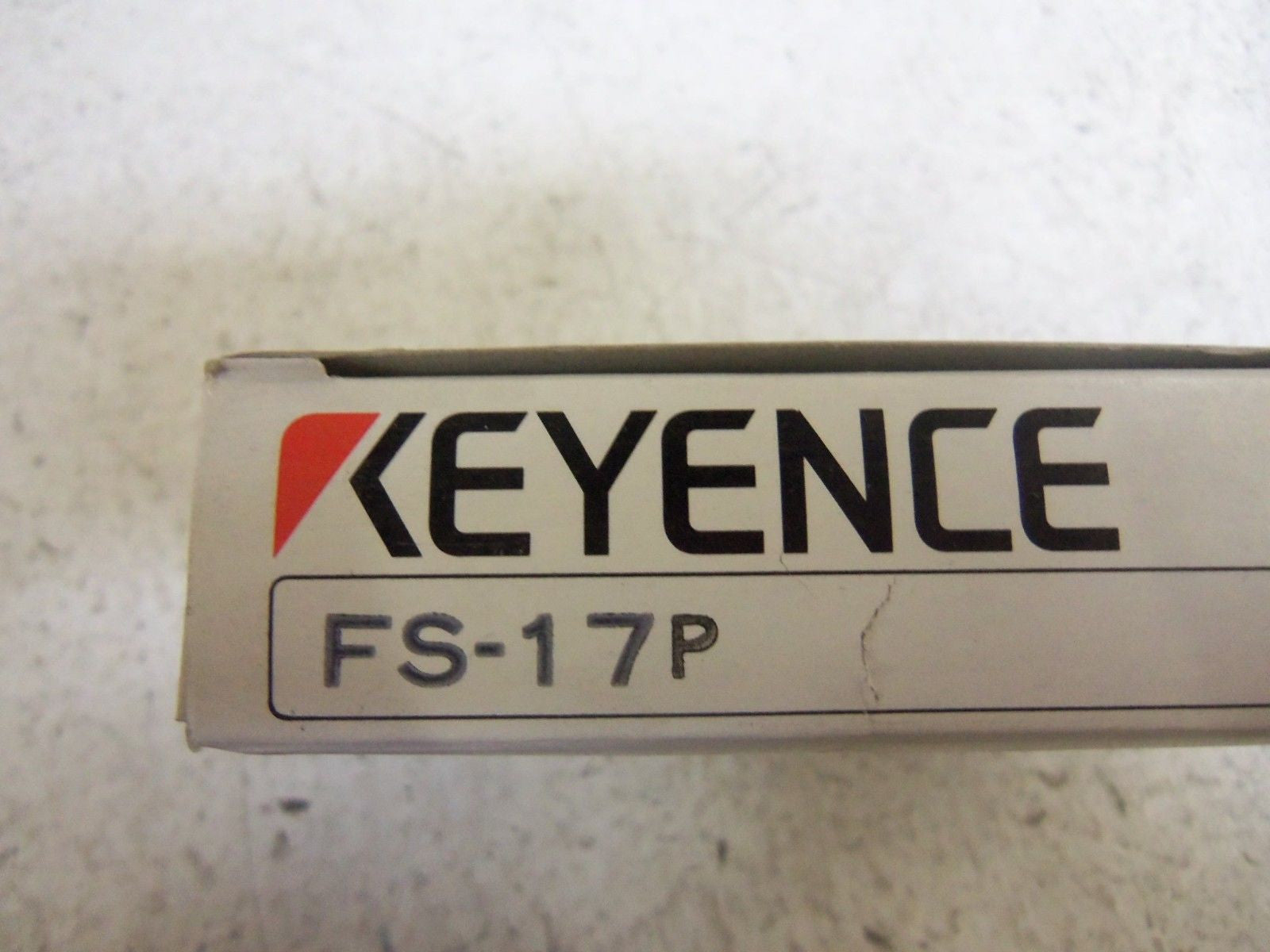 KEYENCE FS-17P *NEW IN BOX*