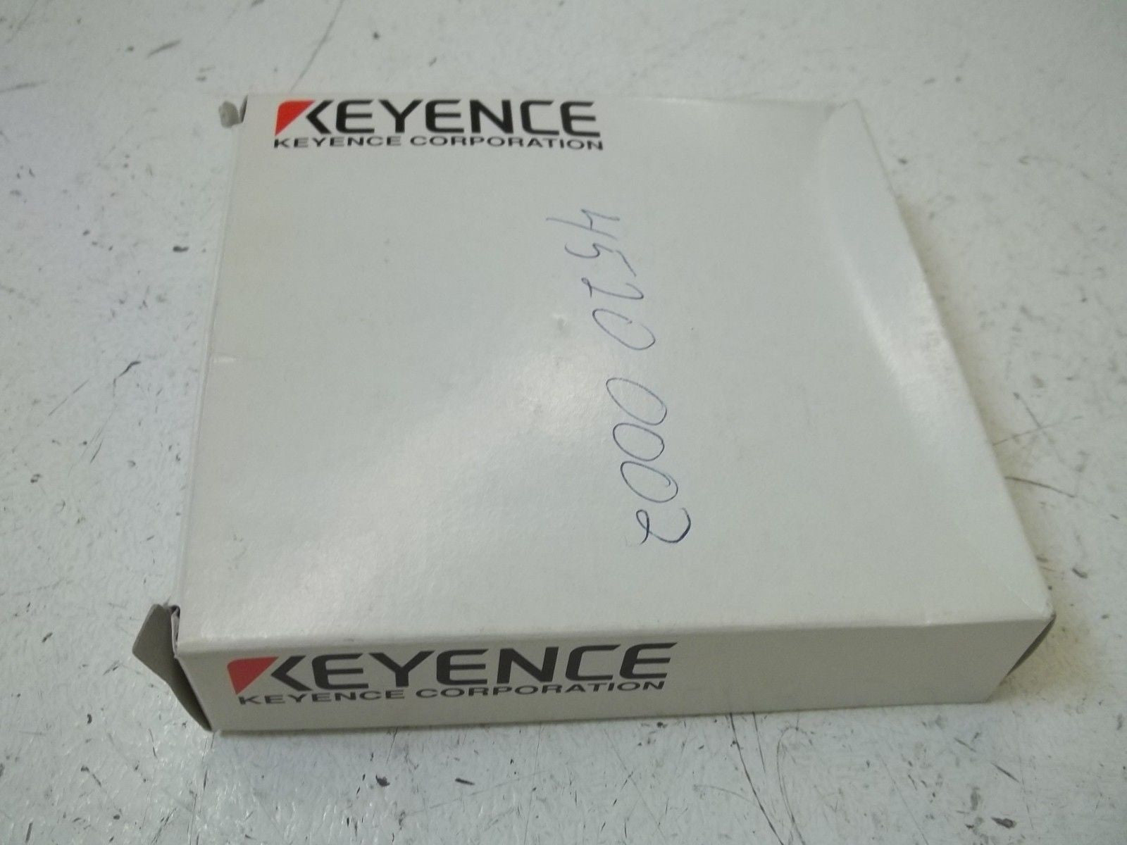 KEYENCE FS-M2P MANUAL CALIBRATION AMPLIFIER *NEW IN BOX*