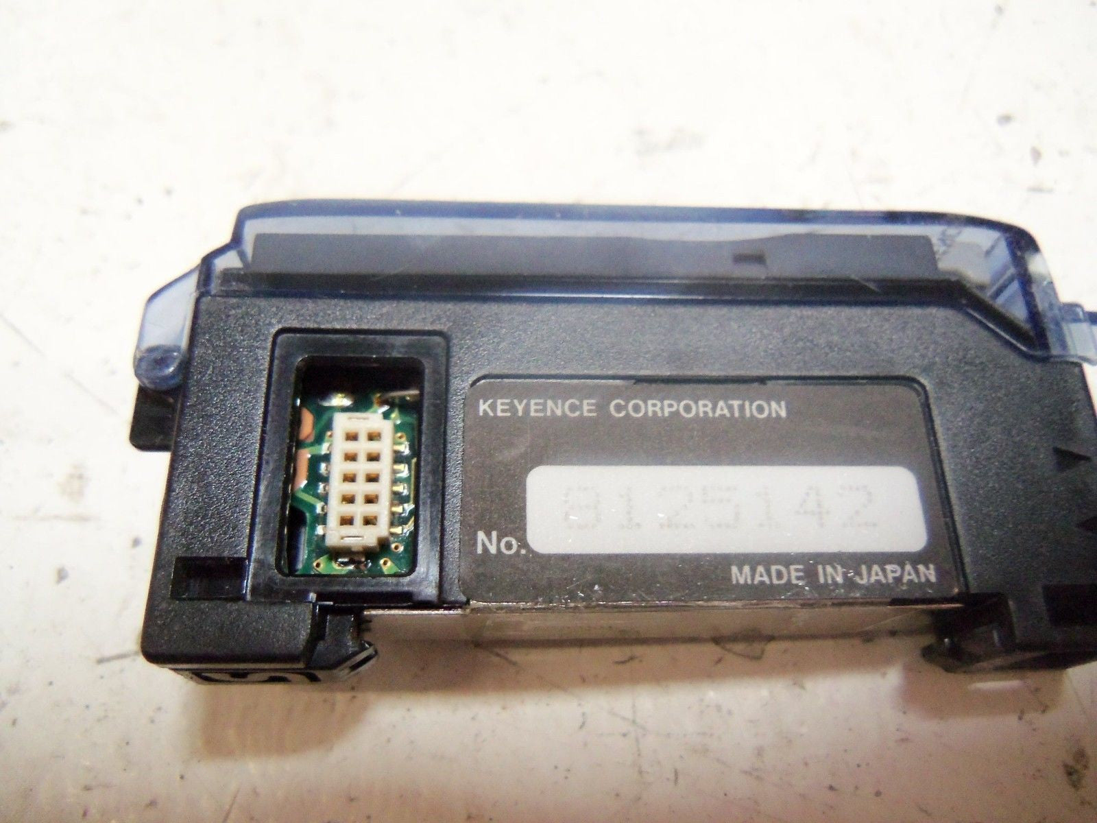 KEYENCE FS-T0 FIBER OPTIC SENSOR AMPLIFIER *USED*
