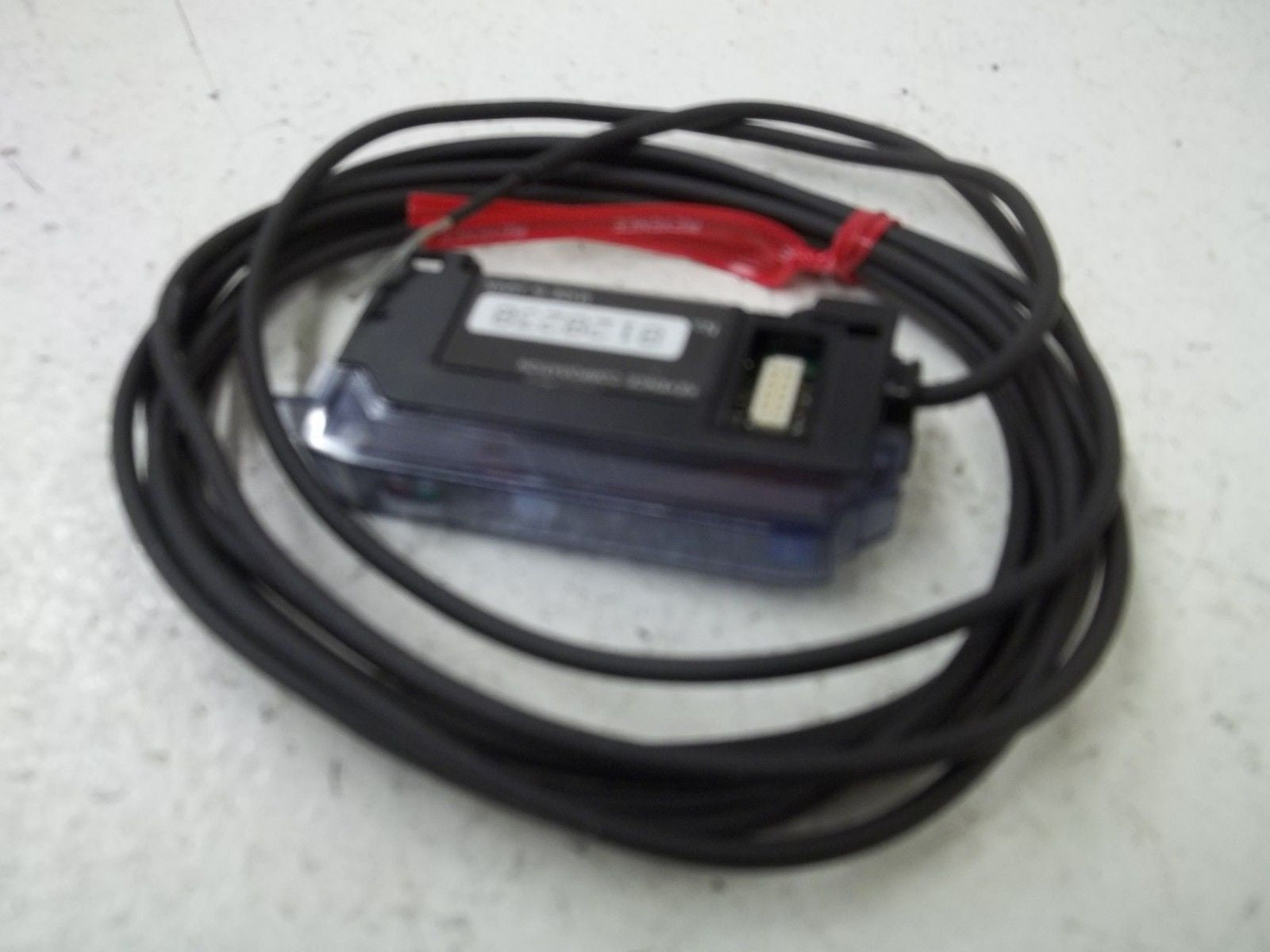 KEYENCE FS-T2 FIBER OPTIC SENSOR *NEW IN BOX*