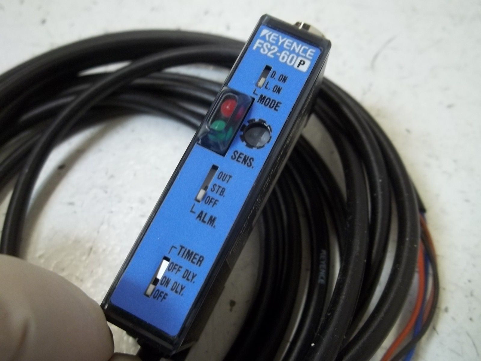 KEYENCE FS2-60P FIBER OPTIC SENSOR AMPLIFIER (AS PICTURED)*NEW IN BOX*