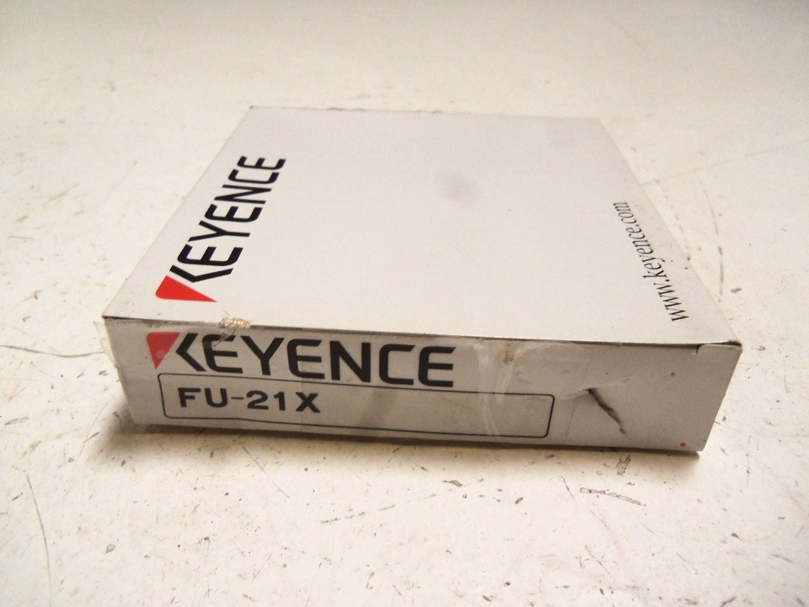 KEYENCE FU-21X FIBER OPTIC SENSOR *NEW IN BOX*