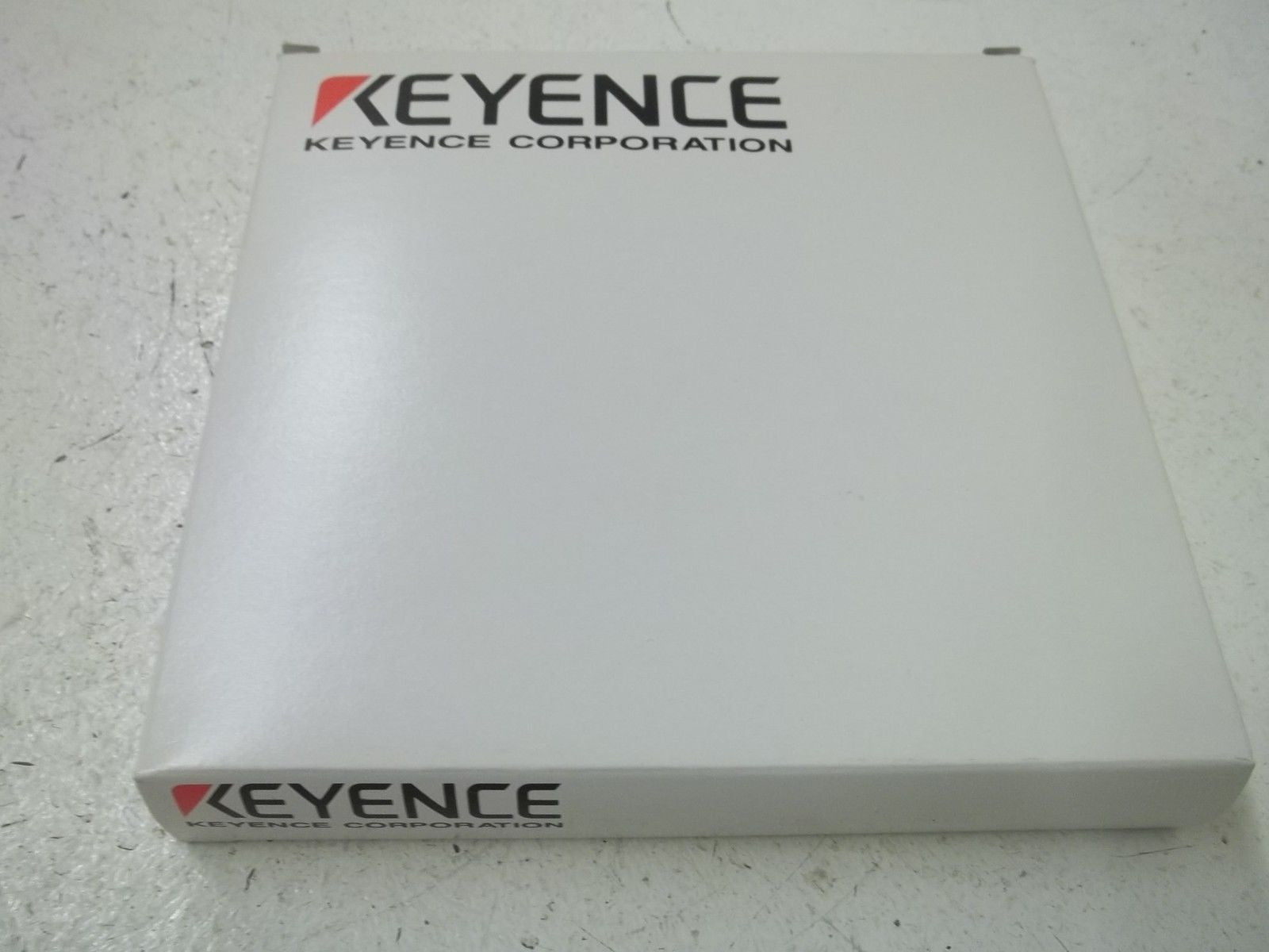 KEYENCE FU-63 FIBER OPTIC SENSOR *NEW IN BOX*