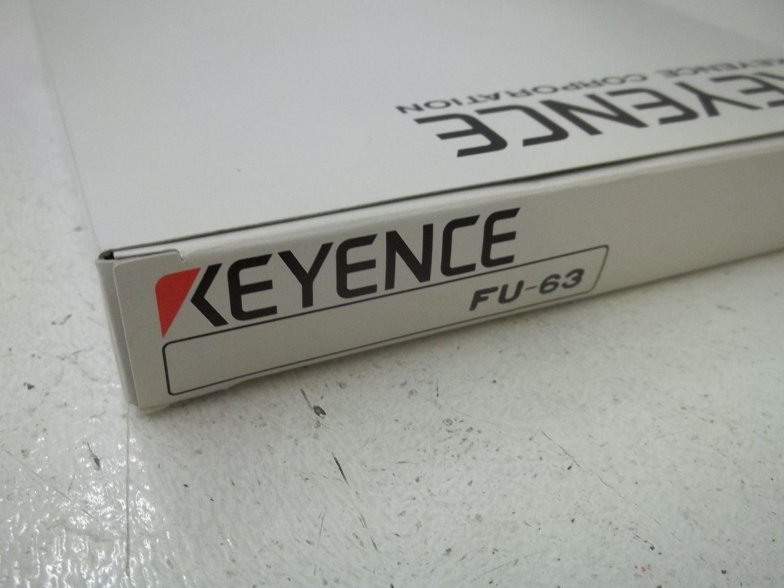 KEYENCE FU-63 FIBER OPTIC SENSOR *NEW IN BOX*