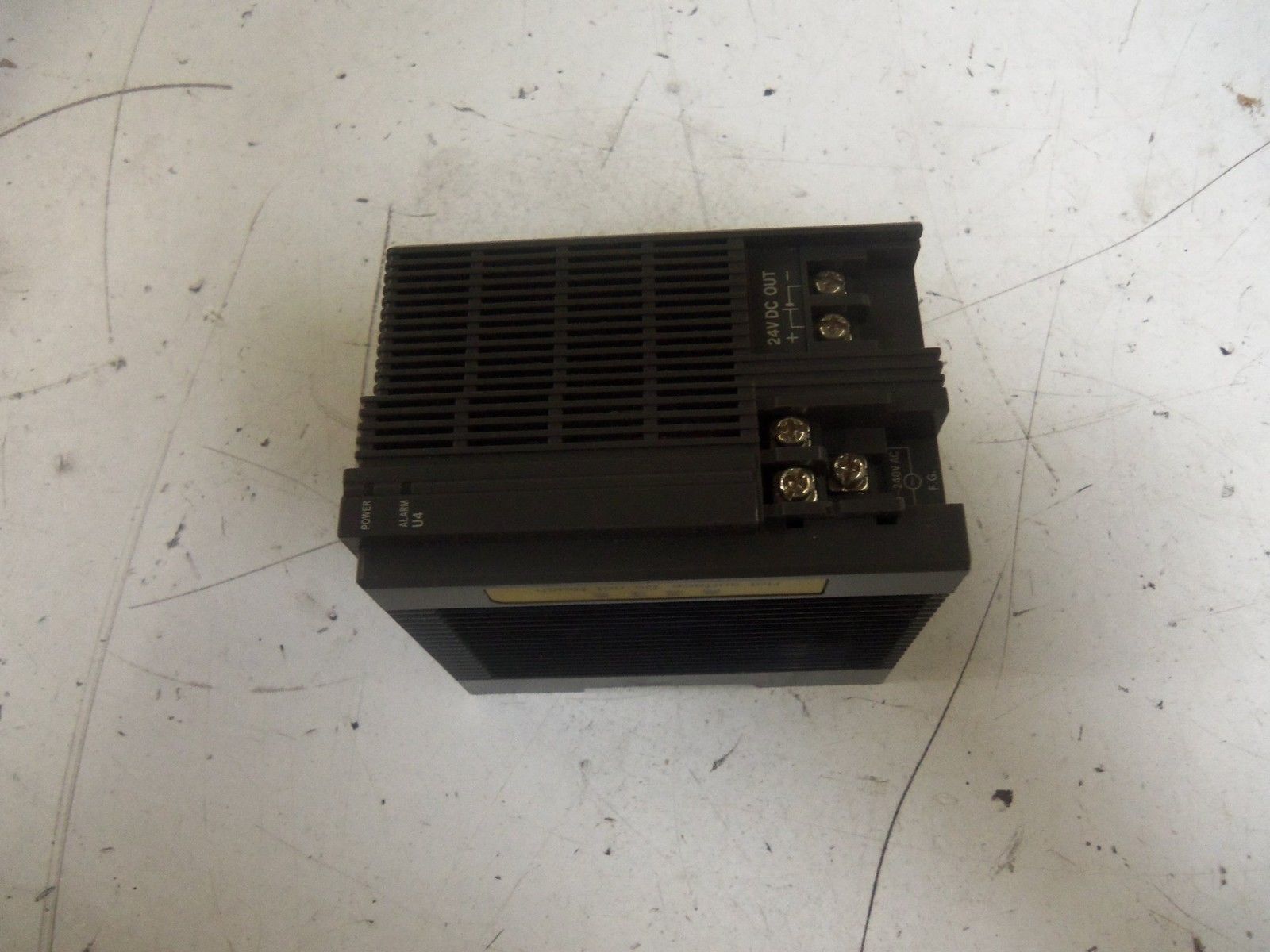 KEYENCE KV-U4 *USED*