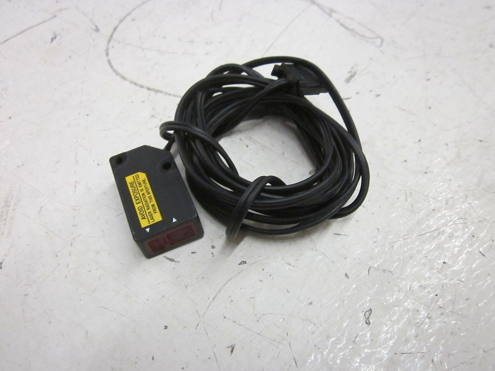 KEYENCE LV-H42 LASER SENSOR *USED*