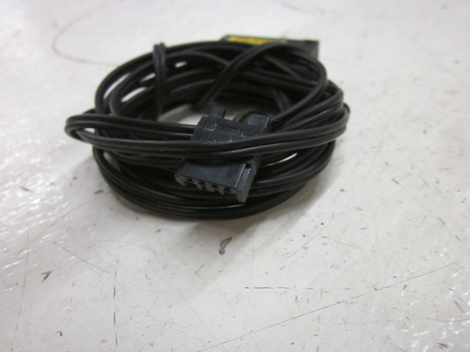 KEYENCE LV-H42 LASER SENSOR *USED*