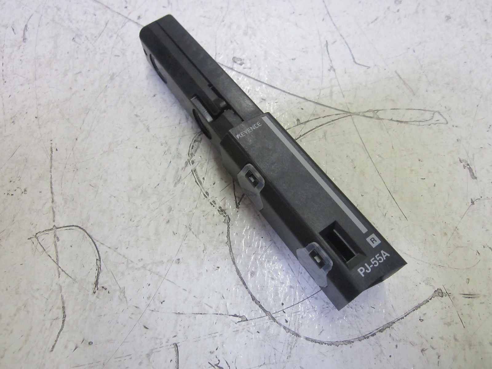 KEYENCE PJ-55A EXTENSION UNIT FOR PHOTOELECTRIC AREA SENSOR *USED*